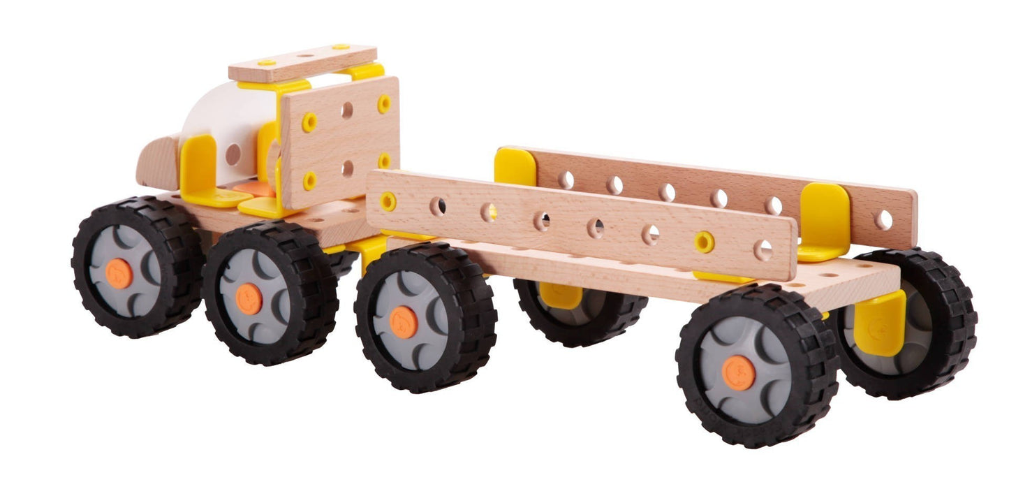 Wooden construction truck - Robot